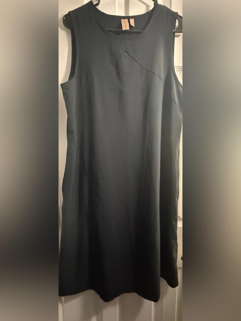 Indyeva Sleeveless Midi Shift Dress in Black Sz L (sku0121)